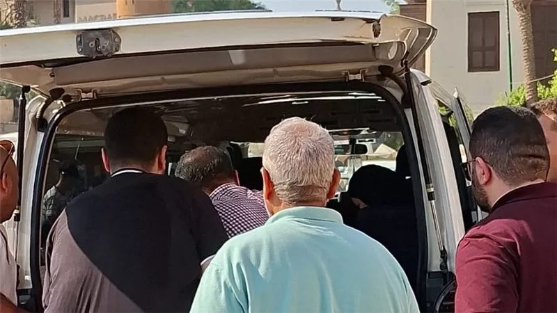 مشاهد من جنازة الفنانة شروق من مسجد السيدة نفيسة| صور