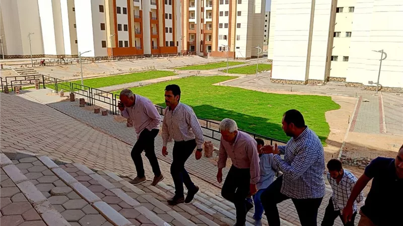 الإسكان: تنفيذ مشروعات سكنية وخدمات ملحقة بمدينة العبور الجديدة