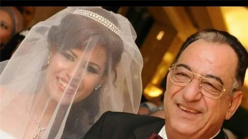 مرضى.. لمياء راتب تستنكر انتقاد مشاركة الفنانين بحفل افتتاح المتحف المصري 