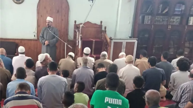 مقارئ الجمهور بالسويس تشهد إقبالًا كبيرًا في جلسة الجمعة
