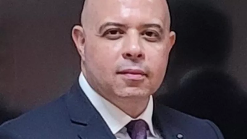 منح دراسية لبرامج الدراسات العليا المهنية بكلية إدارة الأعمال ببنى سويف 
