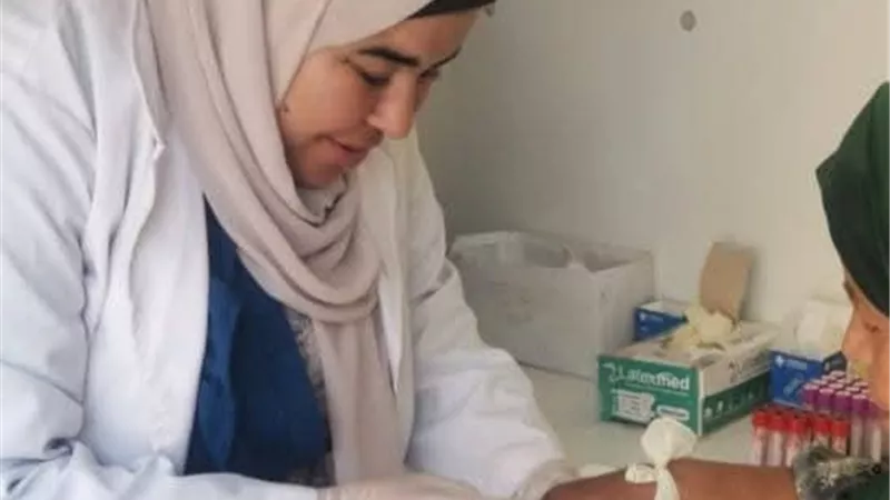 رعاية صحية مجانية لأهالي الجناين: قافلة طبية تخدم 781 مواطنًا في السويس