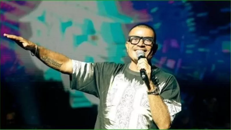 ناقد فني: عمرو دياب ما زال على قمة الغناء العربي رغم كل المنافسين | فيديو