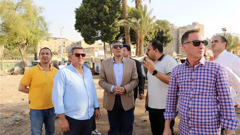 محافظ الجيزة يتفقد حملة النظافة بشارع الملك فيصل ويشدد على تحسين الخدمات