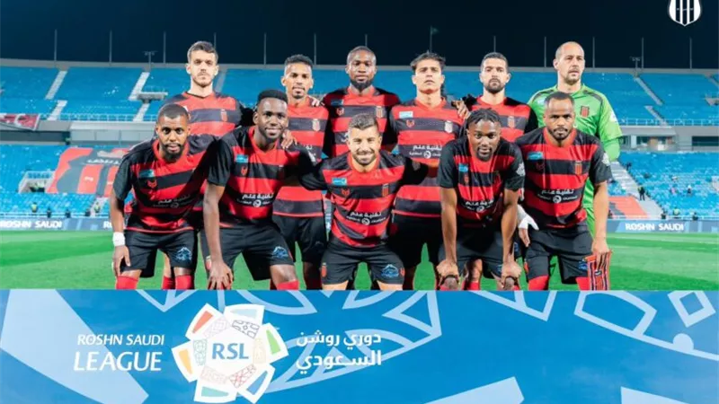 أمواج التغيير تضرب «روشن» .. نادي سعودي يودّع أربعة أجانب دفعة واحدة
