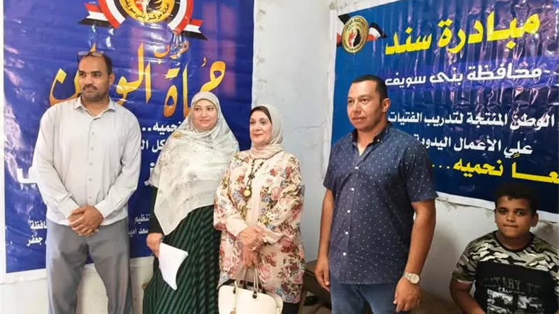 أمانة المرأة بحزب حماة الوطن تنظم قافلة طبية بقرية «معارك»