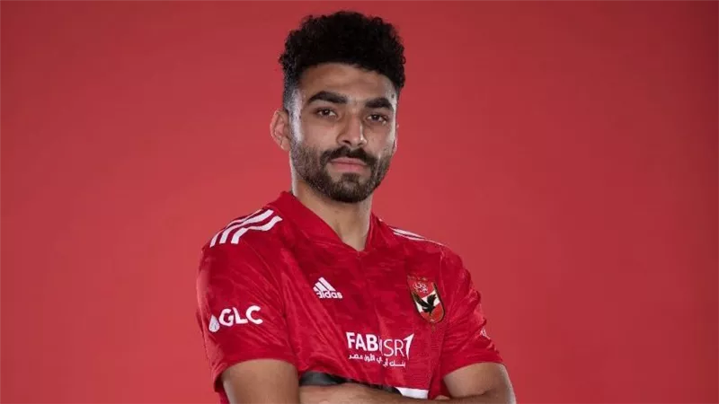 الدكة صعبة.. خالد عبد الفتاح يعلن رحيله عن الأهلي والانتقال إلى سيراميكا