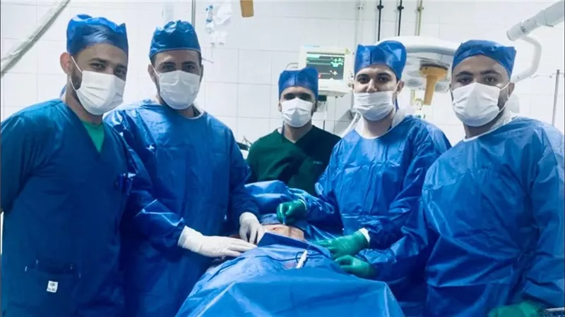 نجاح فريق الجراحةبمستشفى الفيوم العام في إنقاذ طفل بعدانفجارفي الأمعاء الدقيقة