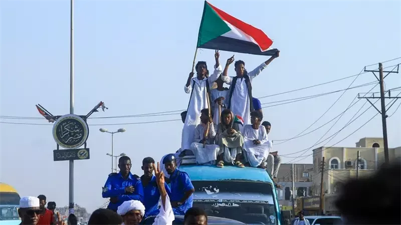 الجيش السوداني يتصدى لهجوم قوات الدعم السريع على مدينة الفاشر