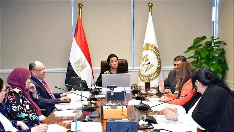 ياسمين فؤاد: ضرورة قيام جهاز البيئة بتنظيم دورات تدريبية لرفع القدرات الوطنية