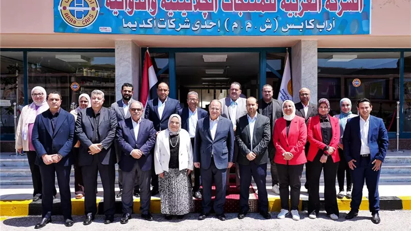 الغمراوي: الأمن الدوائي ركيزة استراتيجية.. وتطوير المصانع الوطنية أولوية قصوى
