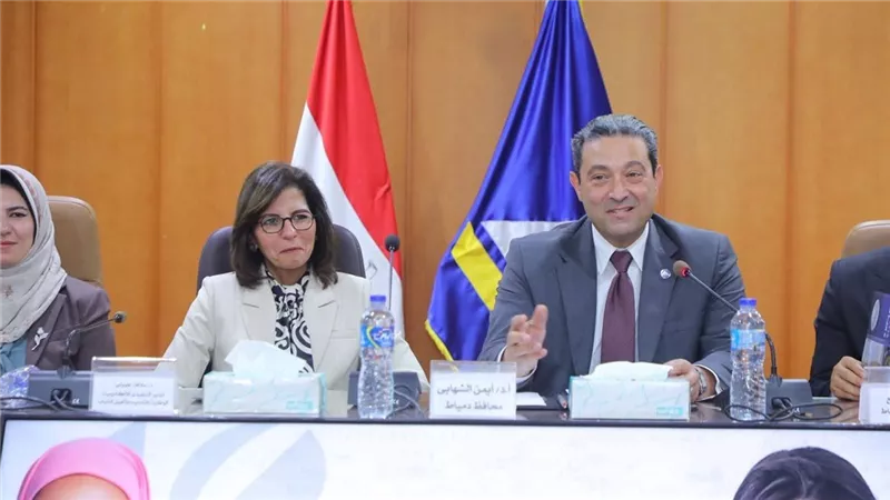محافظ دمياط ومدير الوطنية للتدريب يشهدان برنامج المرأة تقود بالمحافظات المصرية