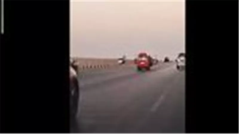 استعراض مميت على طريق 6 أكتوبر.. والسائق في قبضة الأمن