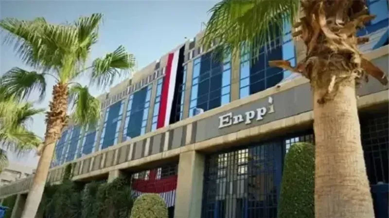إنبي يهنئ مدرب تنس الطاولة بعد اختياره ضمن اللجنة المعتمدة للاتحاد المصري