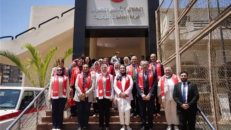 شراكة استراتيجية بين الهلال الأحمر وجامعة عين شمس تخدم 25 ألف مستفيد
