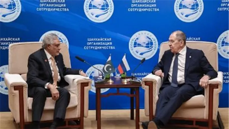 في قمة SCO.. روسيا وباكستان تتفقان على تنسيق المواقف إقليميًا ودوليًا