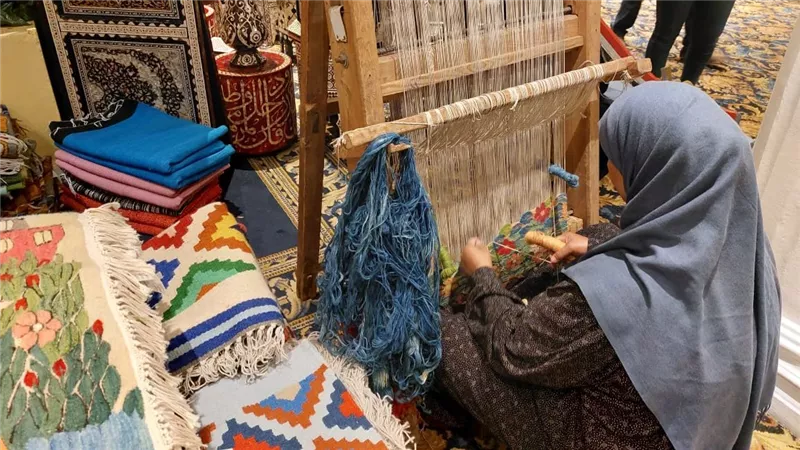 مبادرة «من الإبرة إلى المنصة» تفتح آفاقًا جديدة للحرفيات