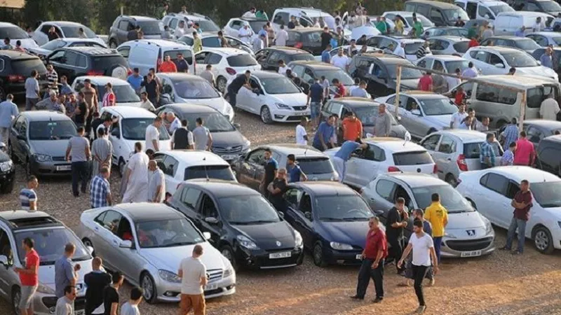 من 140 ألفًا إلى 1.7 مليون جنيه.. أسعار السيارات تشعل أسواق المنيا اليوم
