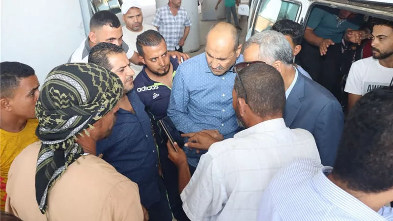 بهدف الانضباط المروري.. السكرتير العام يتابع تشغيل مجمع مواقف بني سويف