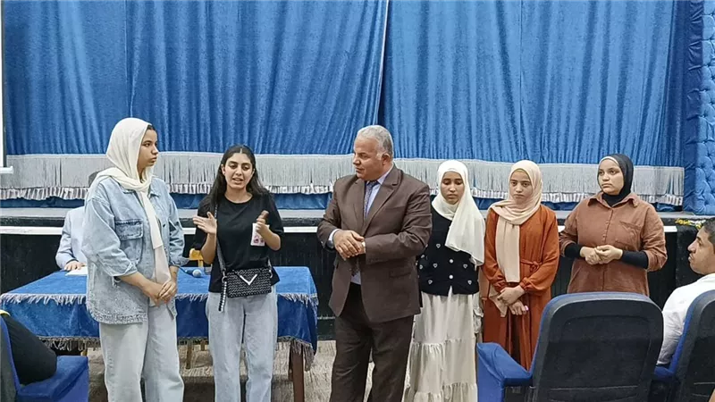 الفيوم تنظم مؤتمرًا تعريفياً لنظام البكالوريا الجديدة لطلاب الشهادة الإعدادية