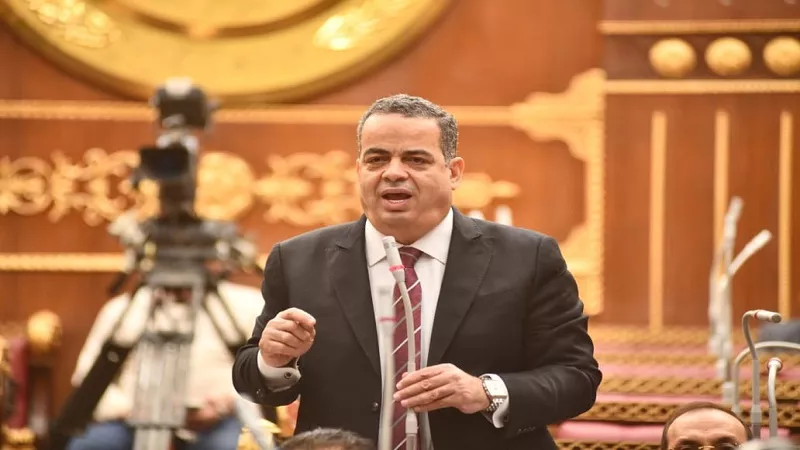 تحالفات وتكريس العمل الديمقراطي.. عصام هلال يكشف ملامح المرحلة المقبلة