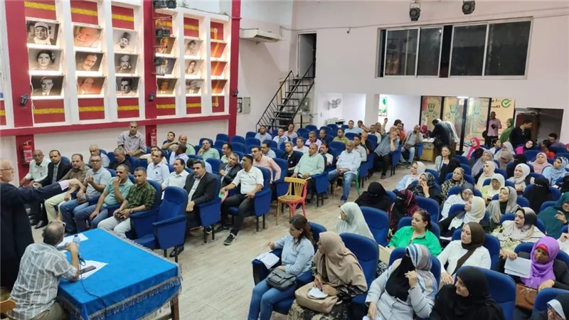 محافظة الفيوم: تدريب 160وكيل مدرسة متميزة من مختلف المراحل التعليمية 