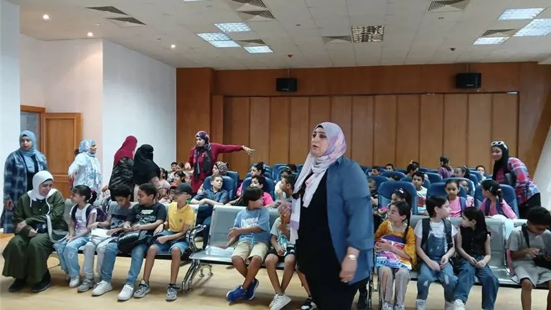 فحوصات طبية ونصائح صحية في ندوة بمركز العلوم والتكنولوجيا بالسويس