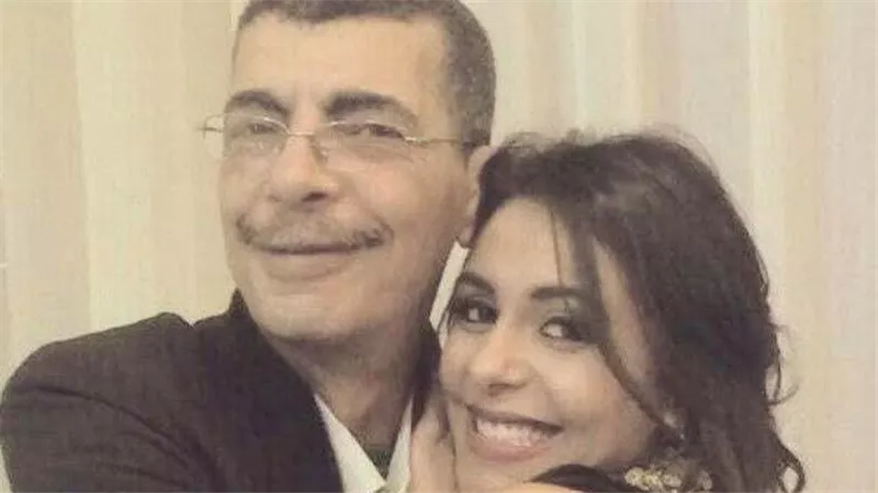 ذكريات وألم.. هاجر الشرنوبي تحيي ذكرى وفاة والدها السابعة