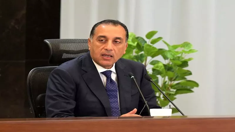  وزير الداخلية يهنئ رئيس مجلس الوزراء بمناسبة ذكرى ثورة يوليو المجيد