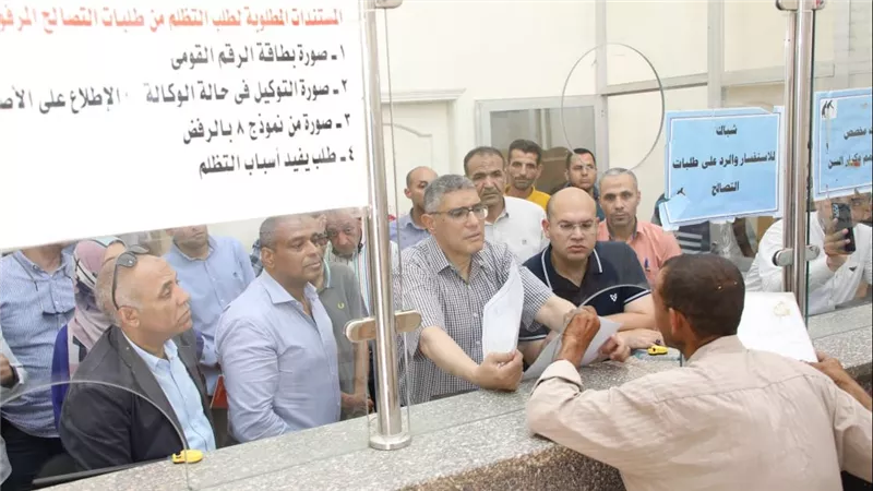 محافظ الجيزة: التواجد الميداني للمسؤولين يعزز ثقة المواطن في الجهاز الإداري