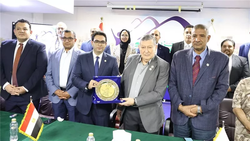 “المؤتمر” يعقد اجتماعًا تنظيميًا مع مرشحي الفردي استعدادًا لانتخابات الشيوخ