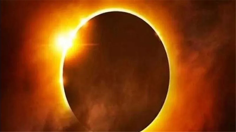 ظلام في عز الظهر.. 10  دول عربية على موعد مع أطول كسوف كلي للشمس