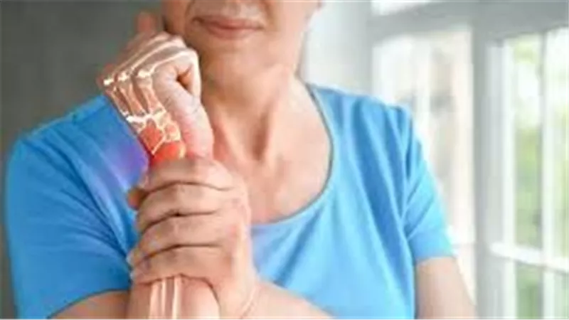 نصائح للوقاية من الإصابة بهشاشة العظام بشكل طبيعي وآمن 