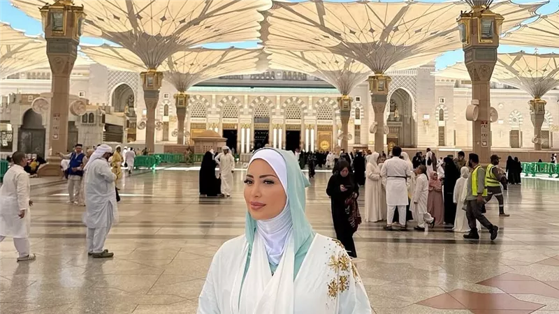 بعد أدائها العمرة.. نسرين طافش ترد على منتقديها: 