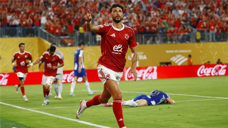 تمهيدا للرحيل عن الأهلي.. وسام أبو علي يجهز للكشف الطبي في أمريكا