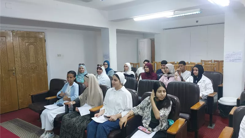 جامعة قناة السويس تنفذ برنامجًا تدريبيًا حول مهارات التواصل المؤسسي