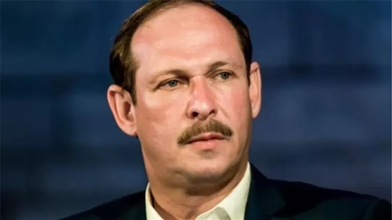 أيمن الشيوي: المسرح يقدم المعلومات وينشر الثقافة في إطار ممتع