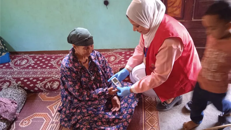 «الصحة»: حملة 100 يوم صحة قدمت 5.47 مليون خدمة طبية مجانية 