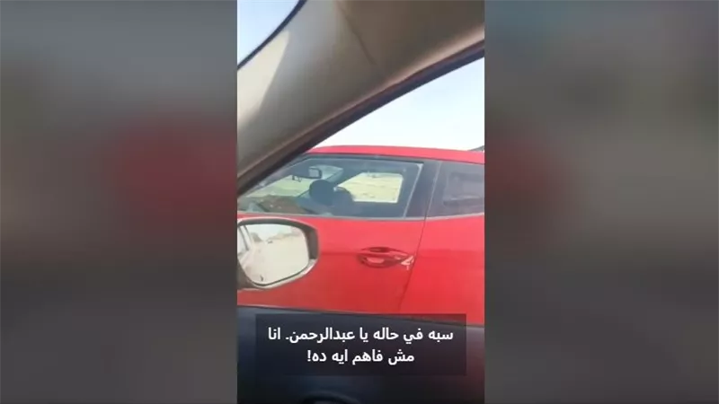 مشهد أصبح معتاد.. طفل 5 سنوات يقود سيارة وسط الطريق | فيديو