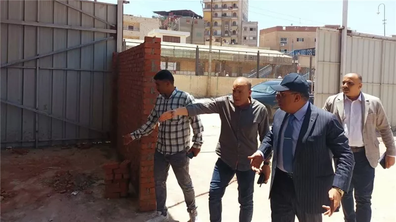 محافظ الدقهلية يوجه بسرعة الإنتهاء من تنفيذ سوق طلخا الحضارى