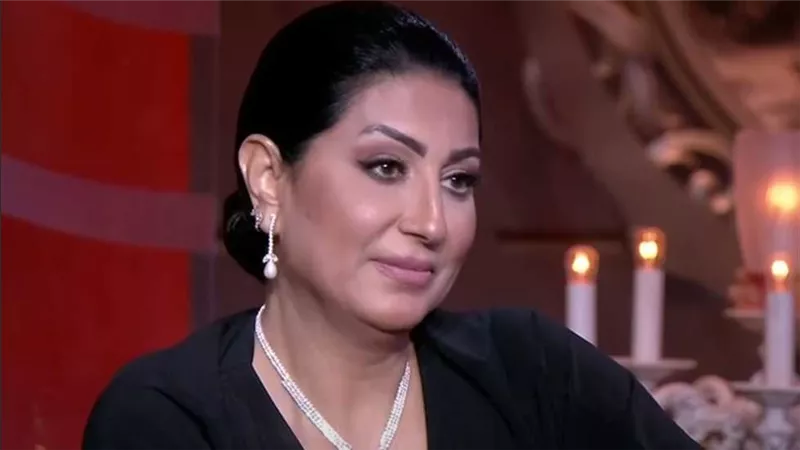 خالد يوسف يدافع عن وفاء عامر: اتهامات فتاة التيك توك تستوجب التحرك الفوري