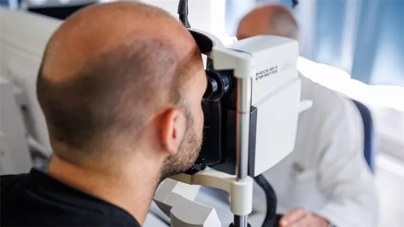 الطب الحديث يكشف الأطعمة ذات المؤشر الجلايسيمي تضر بشبكية العين