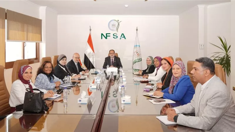 رئيس هيئة سلامة الغذاء يستقبل ممثل 