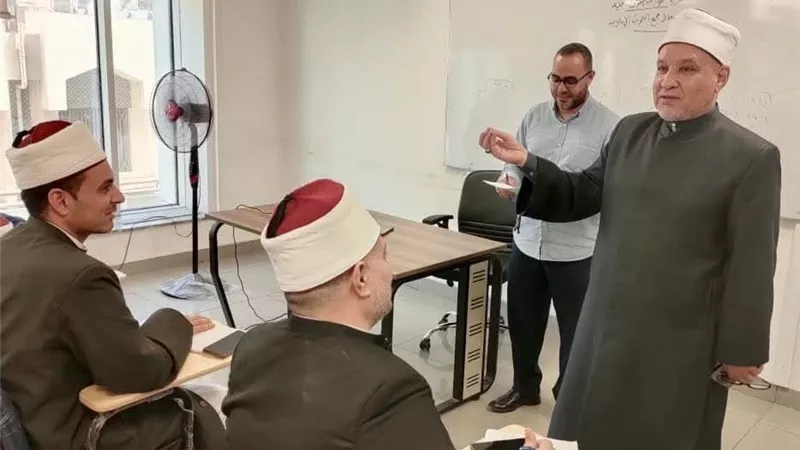 عقب تكليفه بأكاديمية الأزهر..«الصغير» في جولة تفقدية لمتابعة البرامج التدريبية