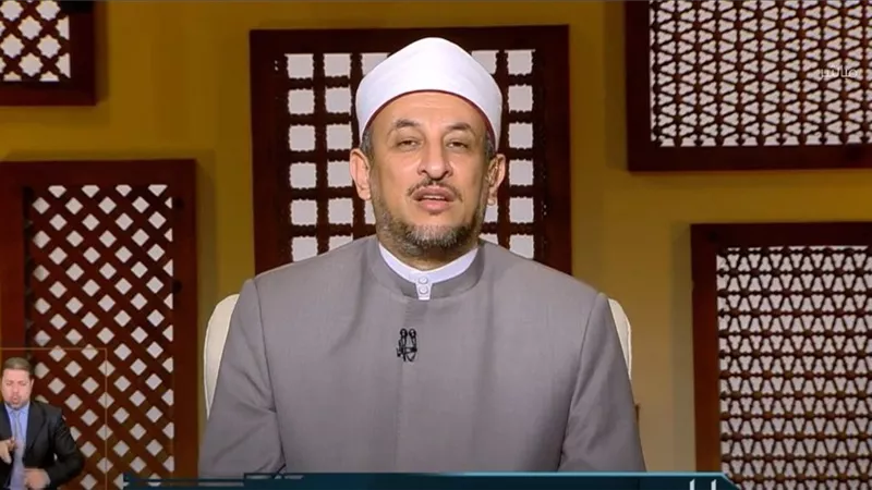 رمضان عبد المعز: كف الأذى عن أعراض الناس من أعظم صفات الرجولة | فيديو
