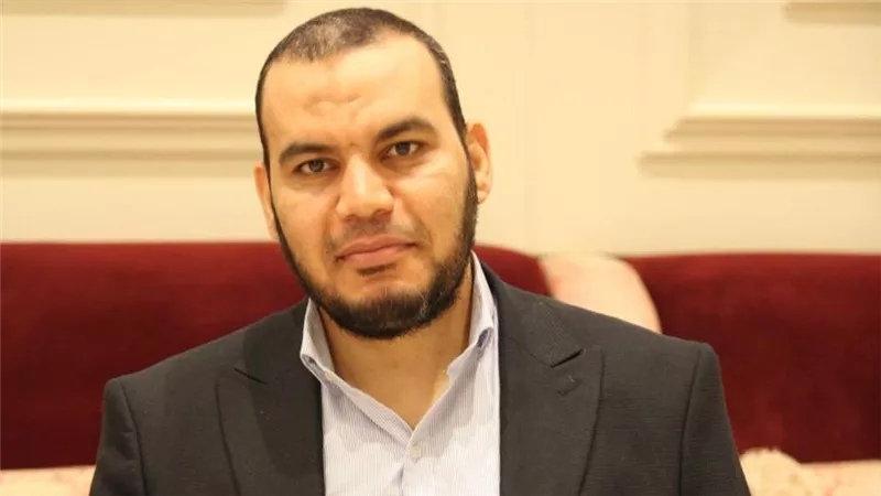 الإرهابي الهارب.. زوجة محمد عبدالحفيظ عضو «حسم» تكشف حقيقة توقيفه بمطار تركيا 