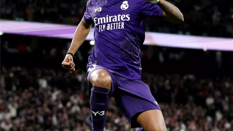 رودريجو يشعل الميركاتو الصيفي.. صراع بين ليفربول وأرسنال على نجم ريال مدريد