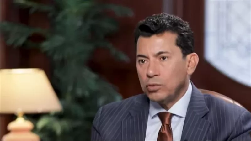 أشرف صبحي: مصر تواجه تحديات.. والتكاتف الوطني هو الحل