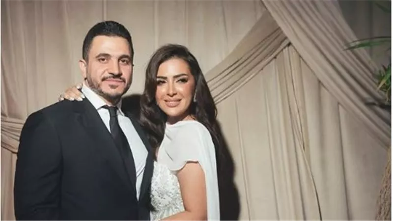 كريم السبكي يعلن عن زواجه من فتاة خارج الوسط الفني 