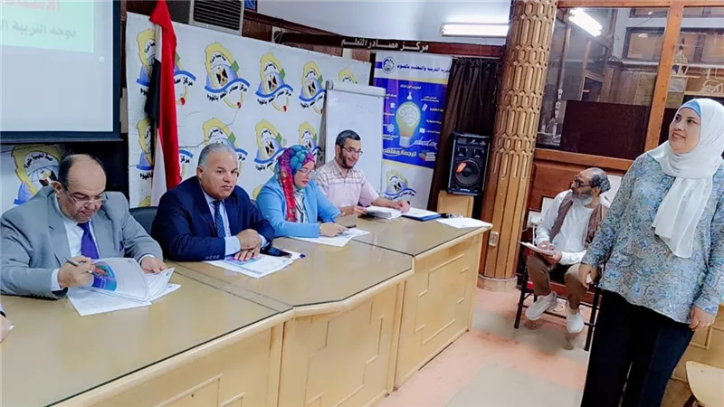 مدير تعليم الفيوم يشهد تقييم مسابقة 